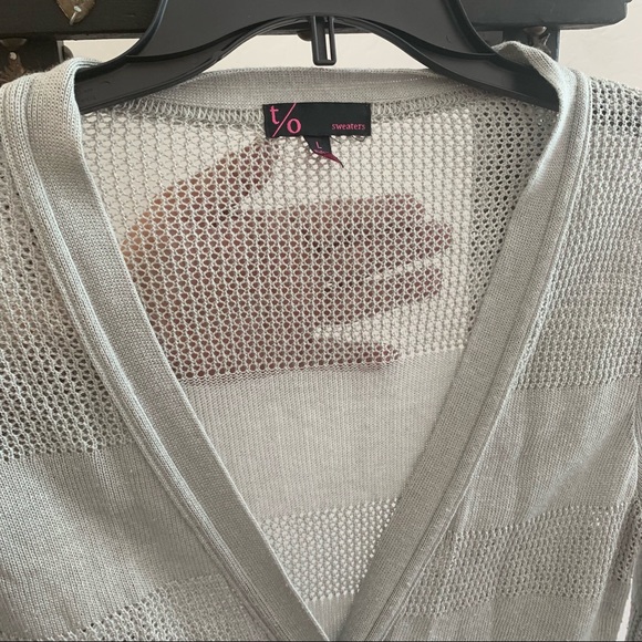 T/O Sweaters Gray Cardigan L - Picture 3 of 3